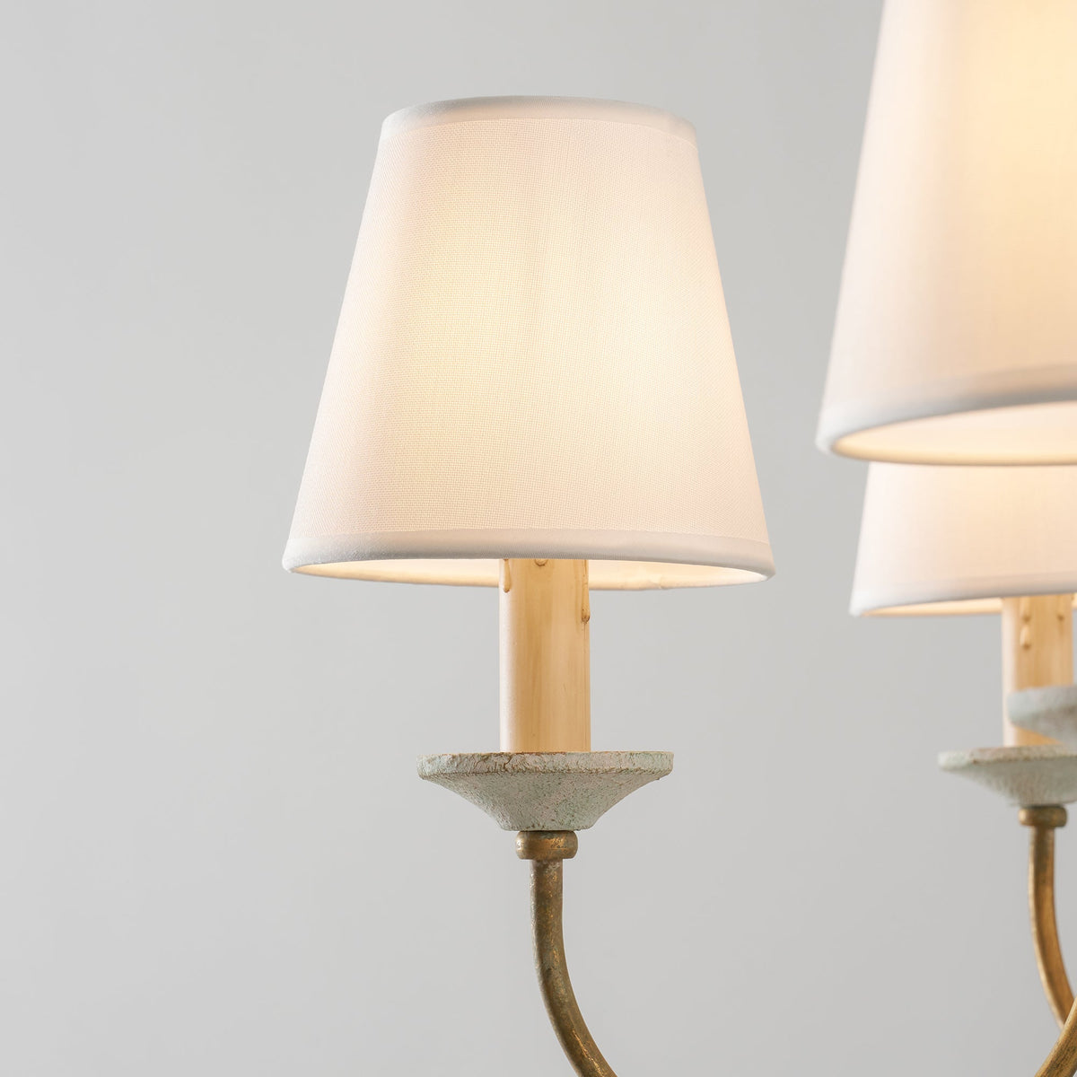 Dumio Wood Chandelier