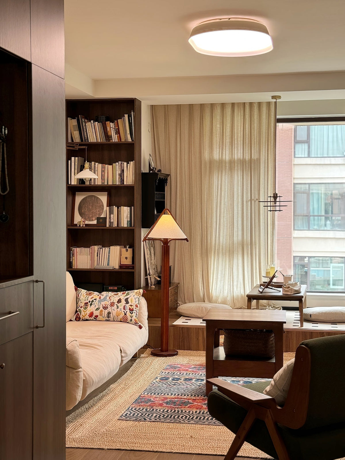 Ersolan Triangular Wood & Fabric Floor Lamp