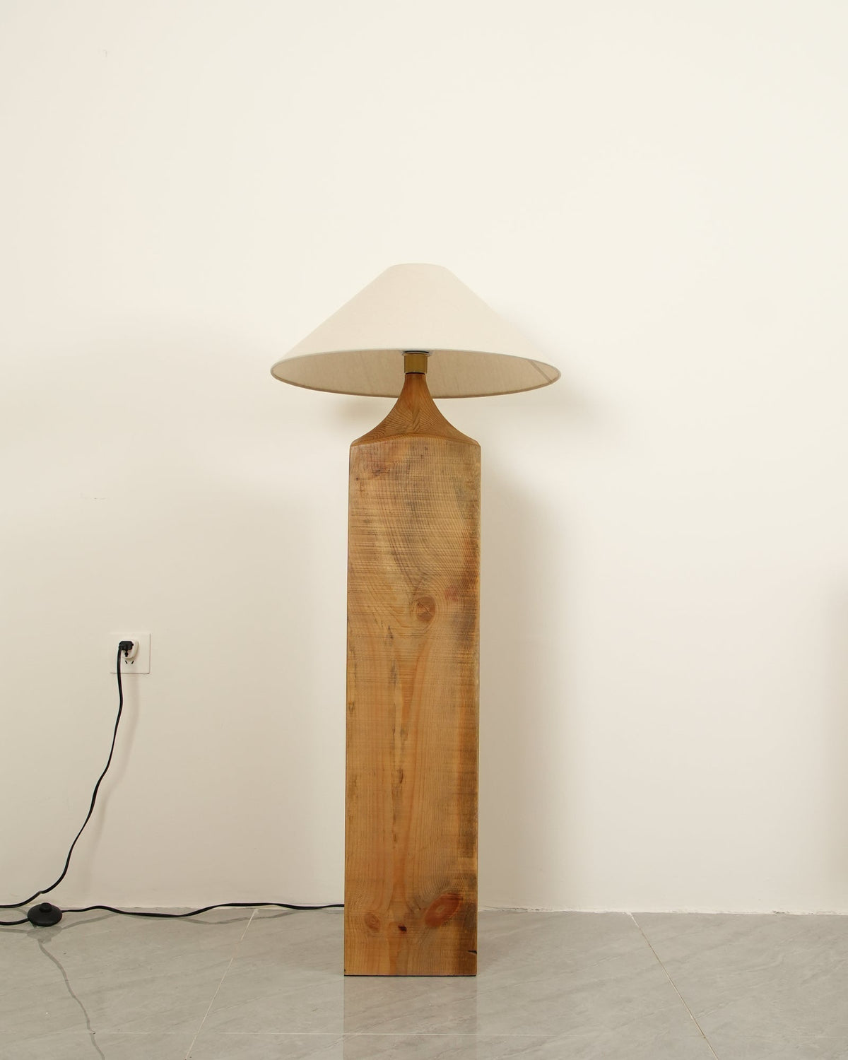 Rustica Timber Column Floor Lamp