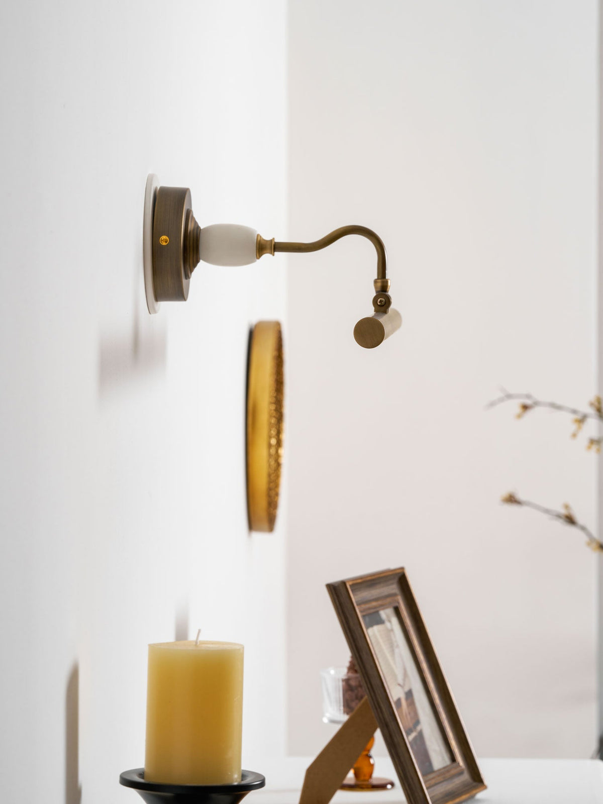 Kelin Art Linear Indoor Wall Light