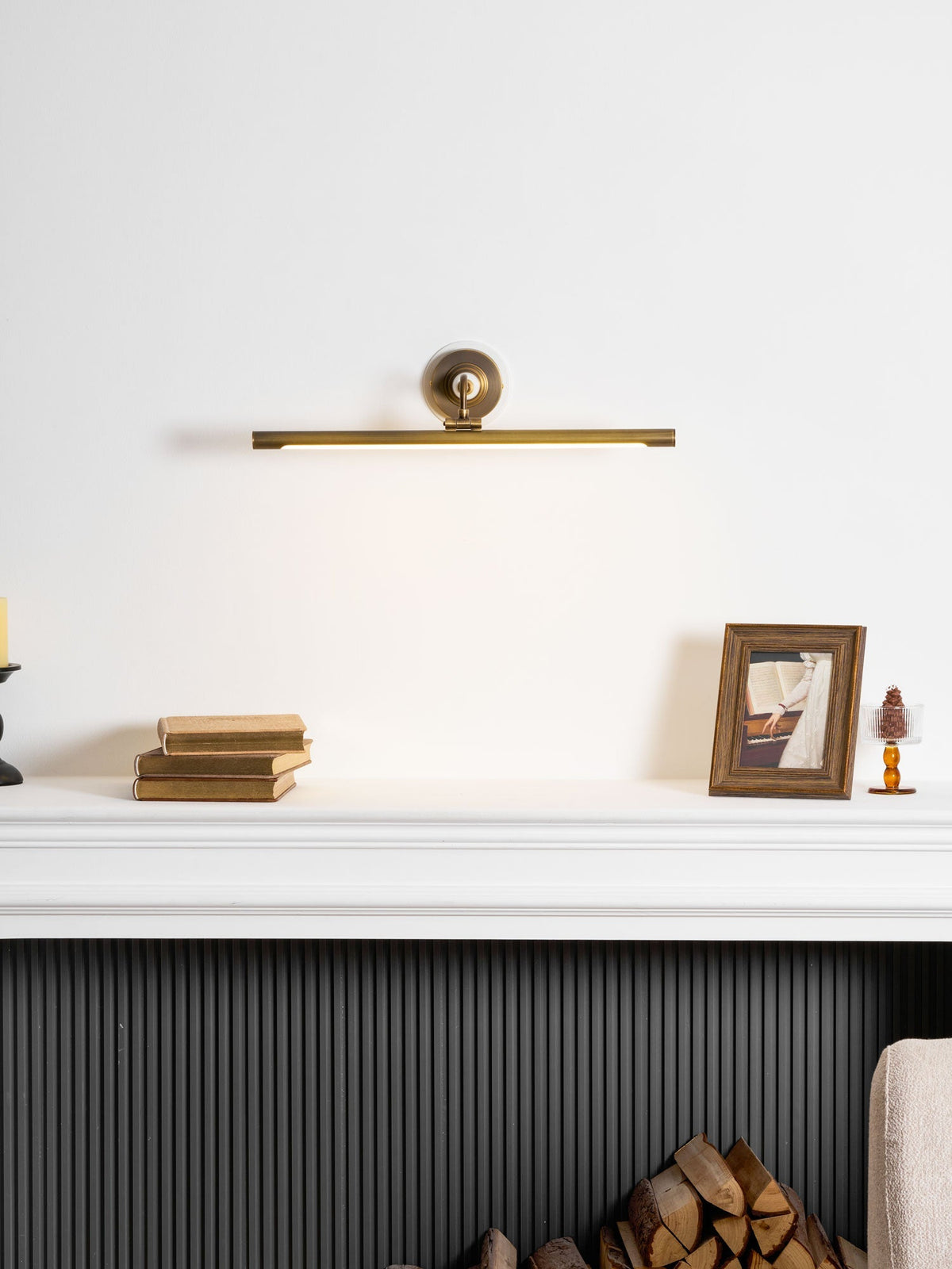 Kelin Art Linear Indoor Wall Light