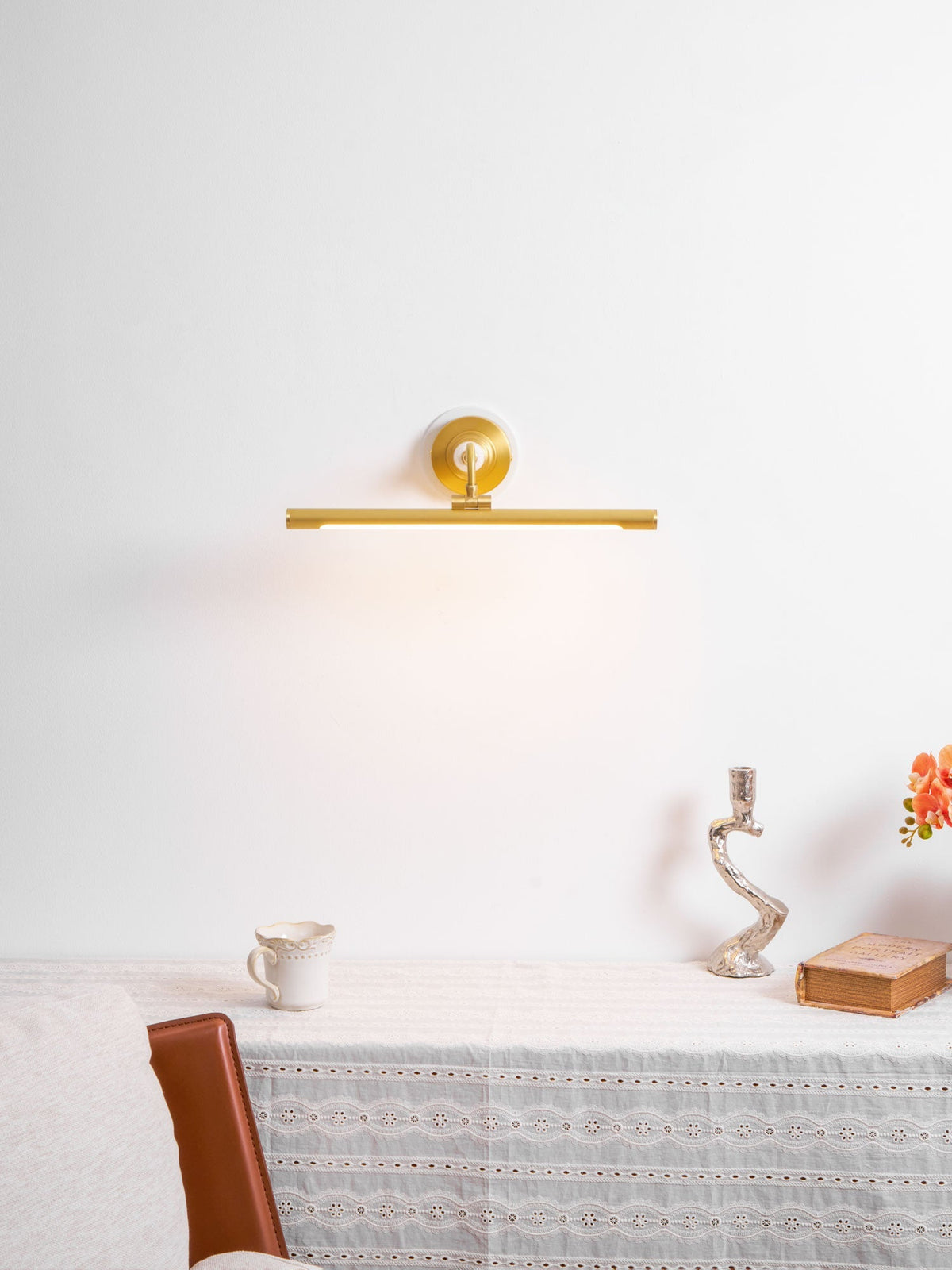 Kelin Art Linear Indoor Wall Light
