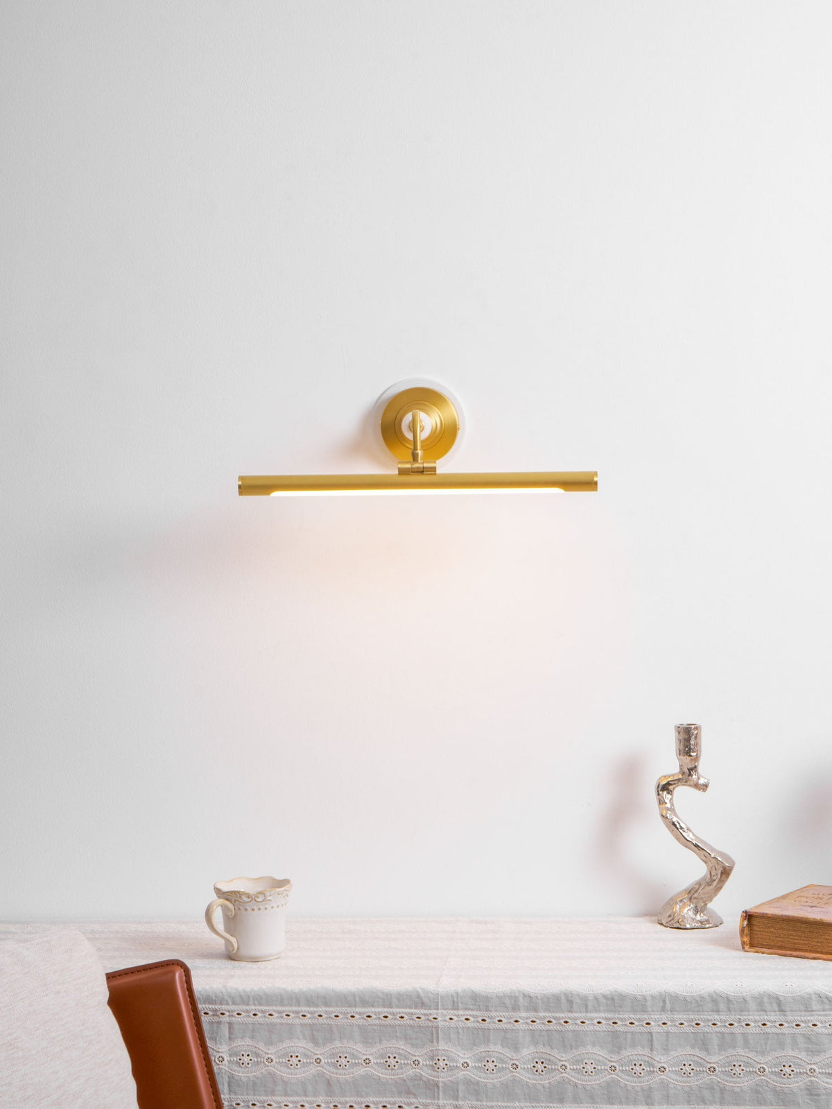 Kelin Art Linear Indoor Wall Light