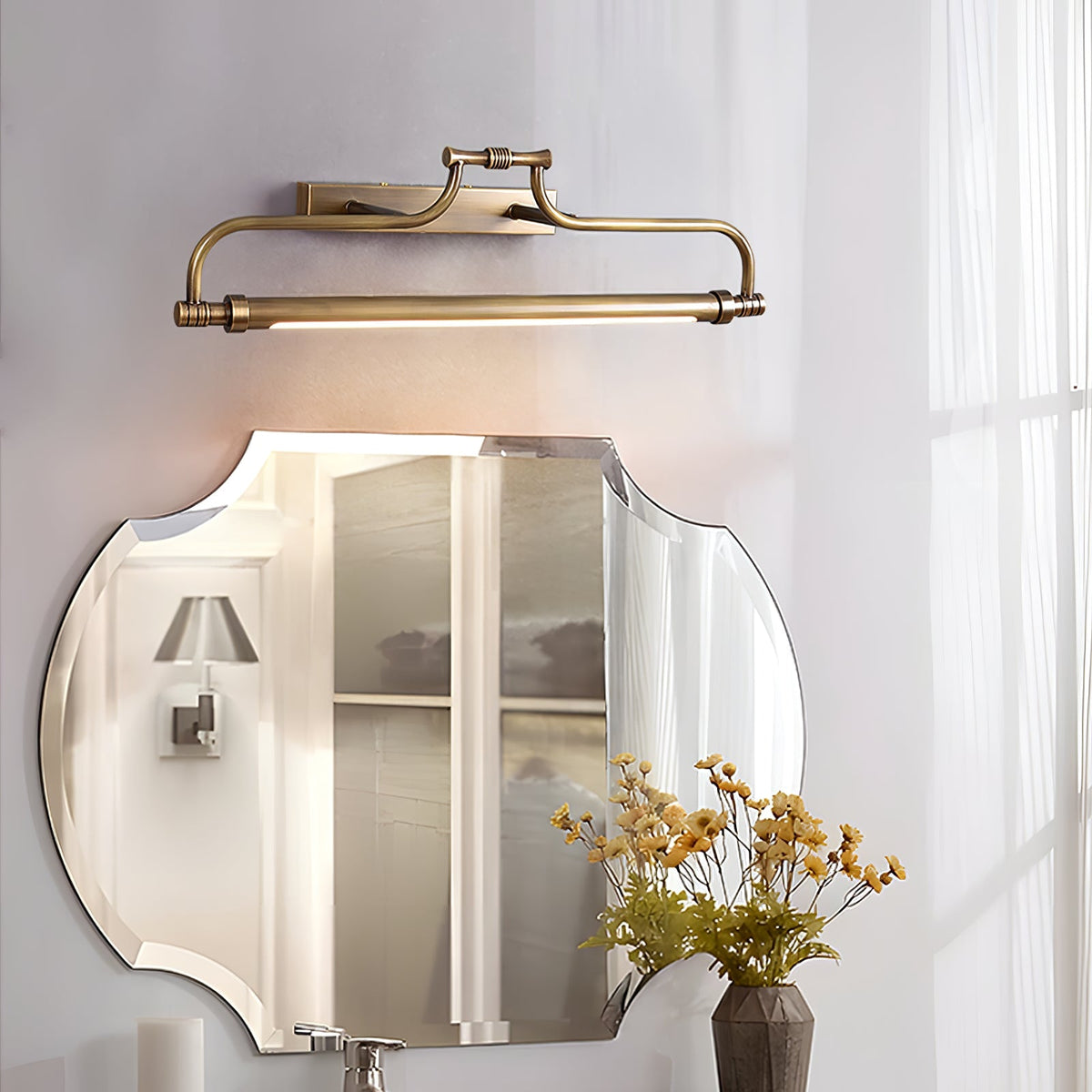 Konik Gallery Vanity Bathroom & Vanity Wall Lamp