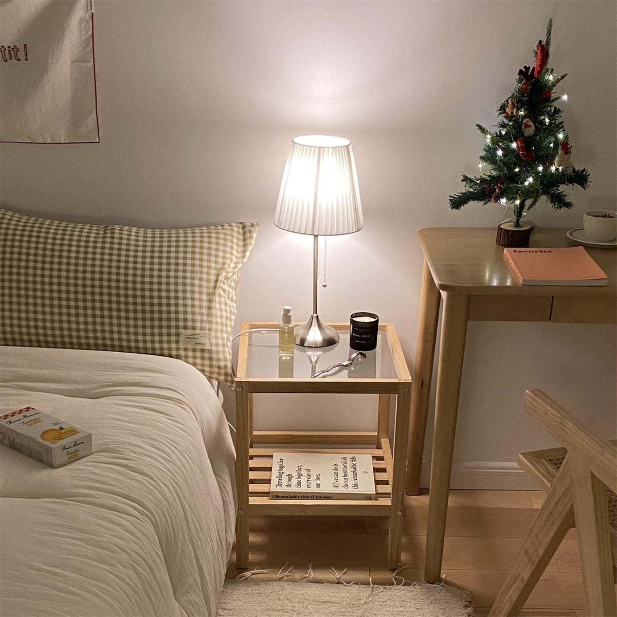 Simplicity  Pleated Fabric Table Lamp