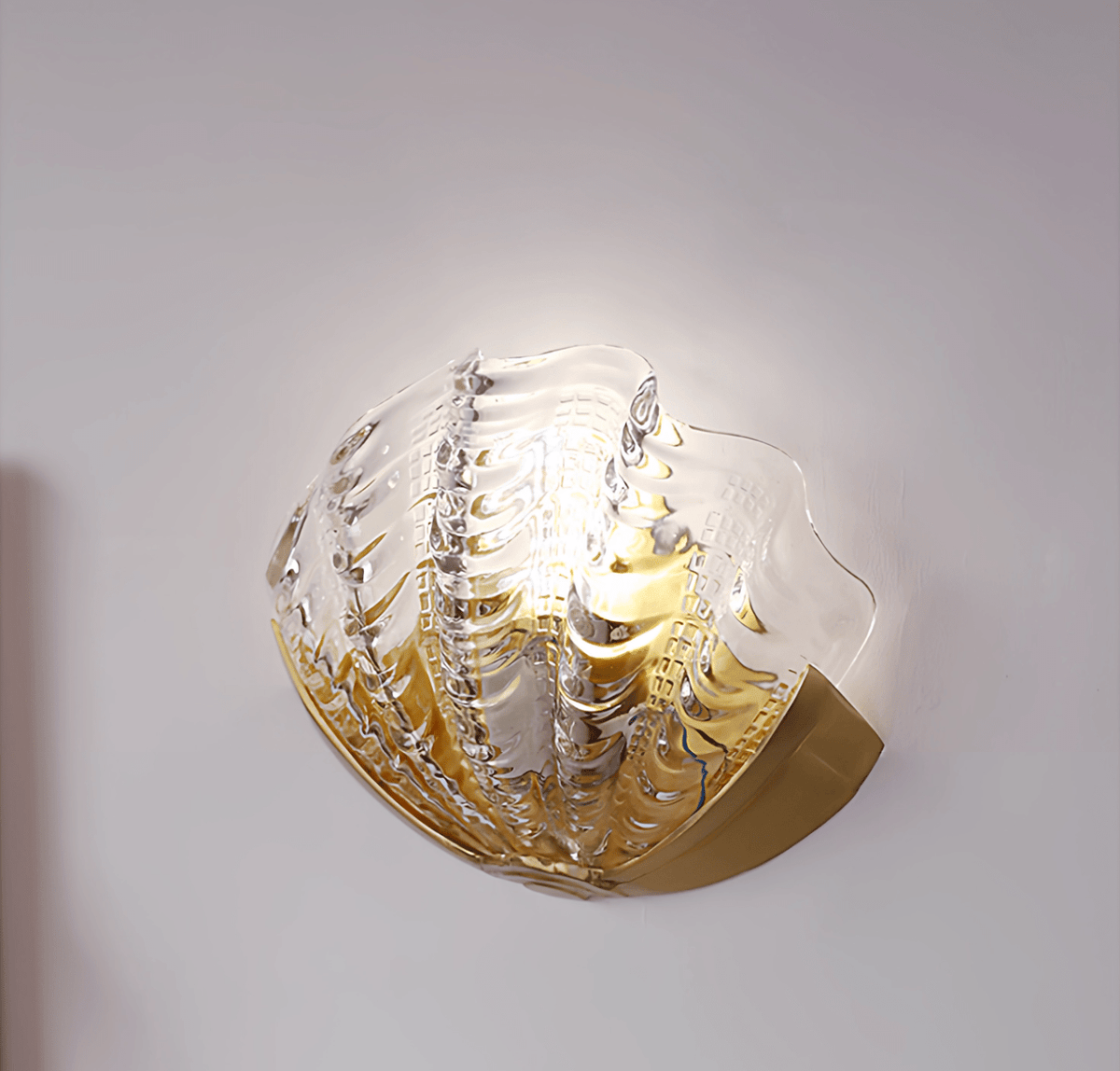 Nico Art Deco Glass Scallop Wall Light