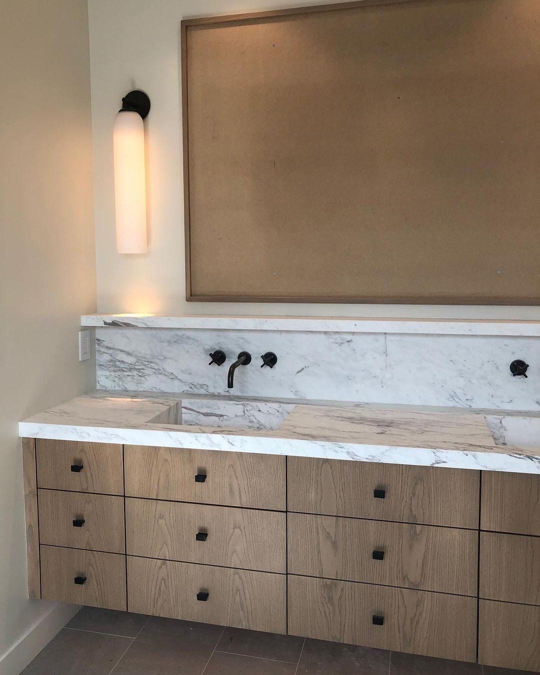 Peli Glass Indoor Wall Light