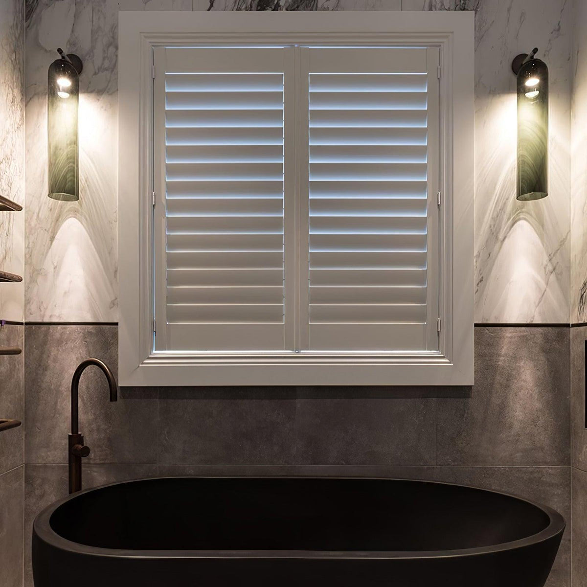 Peli Glass Indoor Wall Light