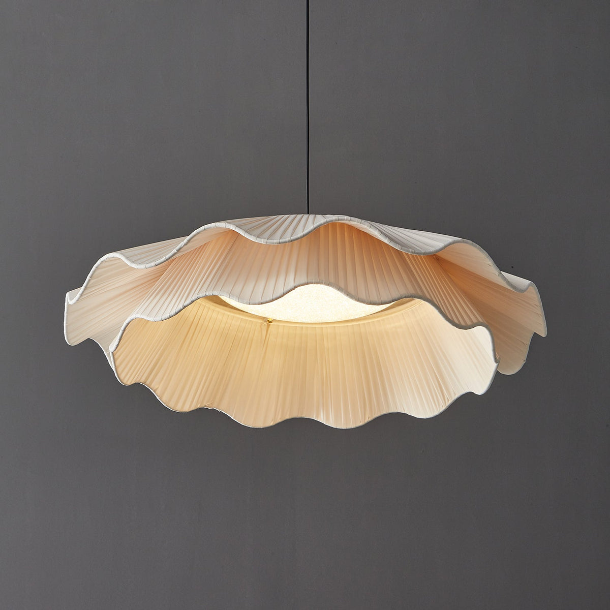 Zaeva Fabric Wave Pendant Light