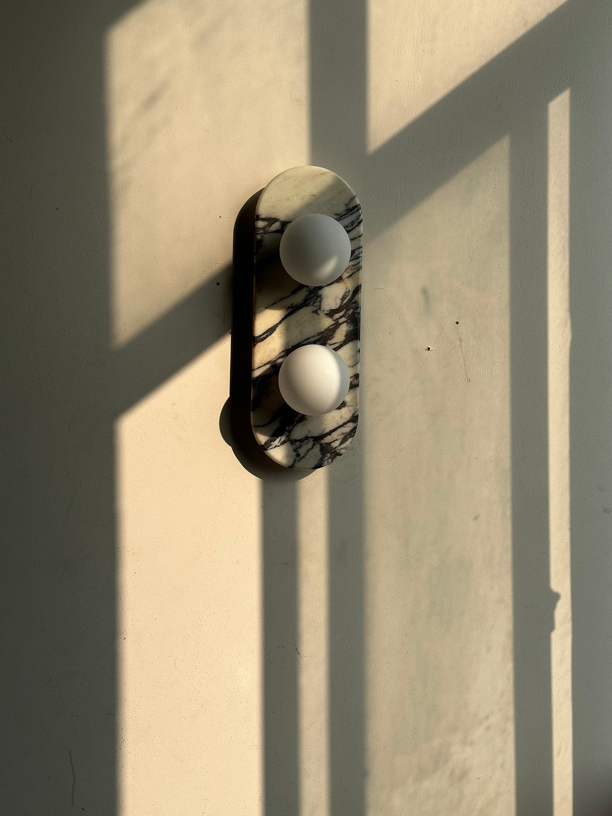 Alvuvyo Elegance Modern Marble Wall Lamp