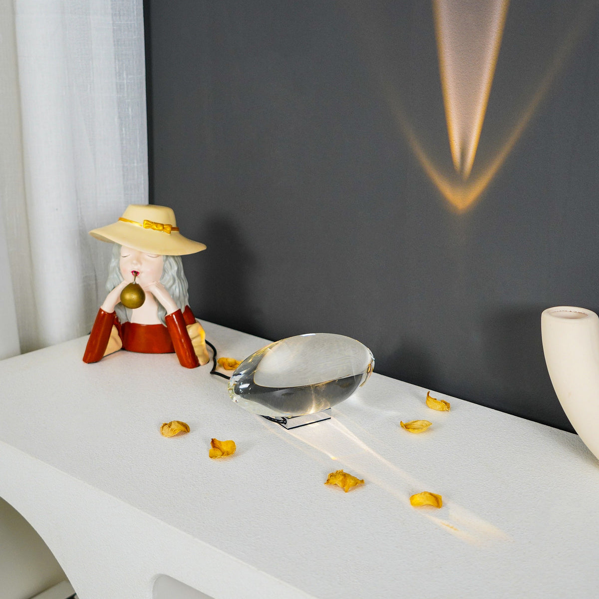 Jisia Crystal Table Lamp