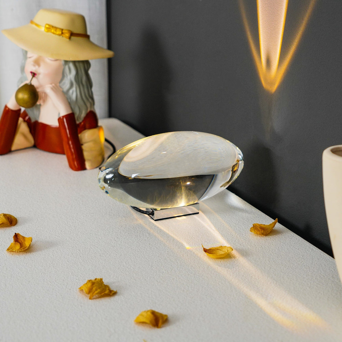 Jisia Crystal Table Lamp