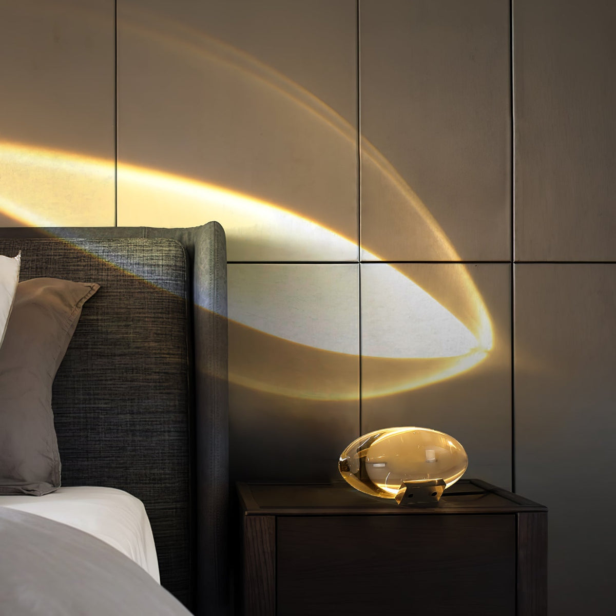 Jisia Crystal Table Lamp
