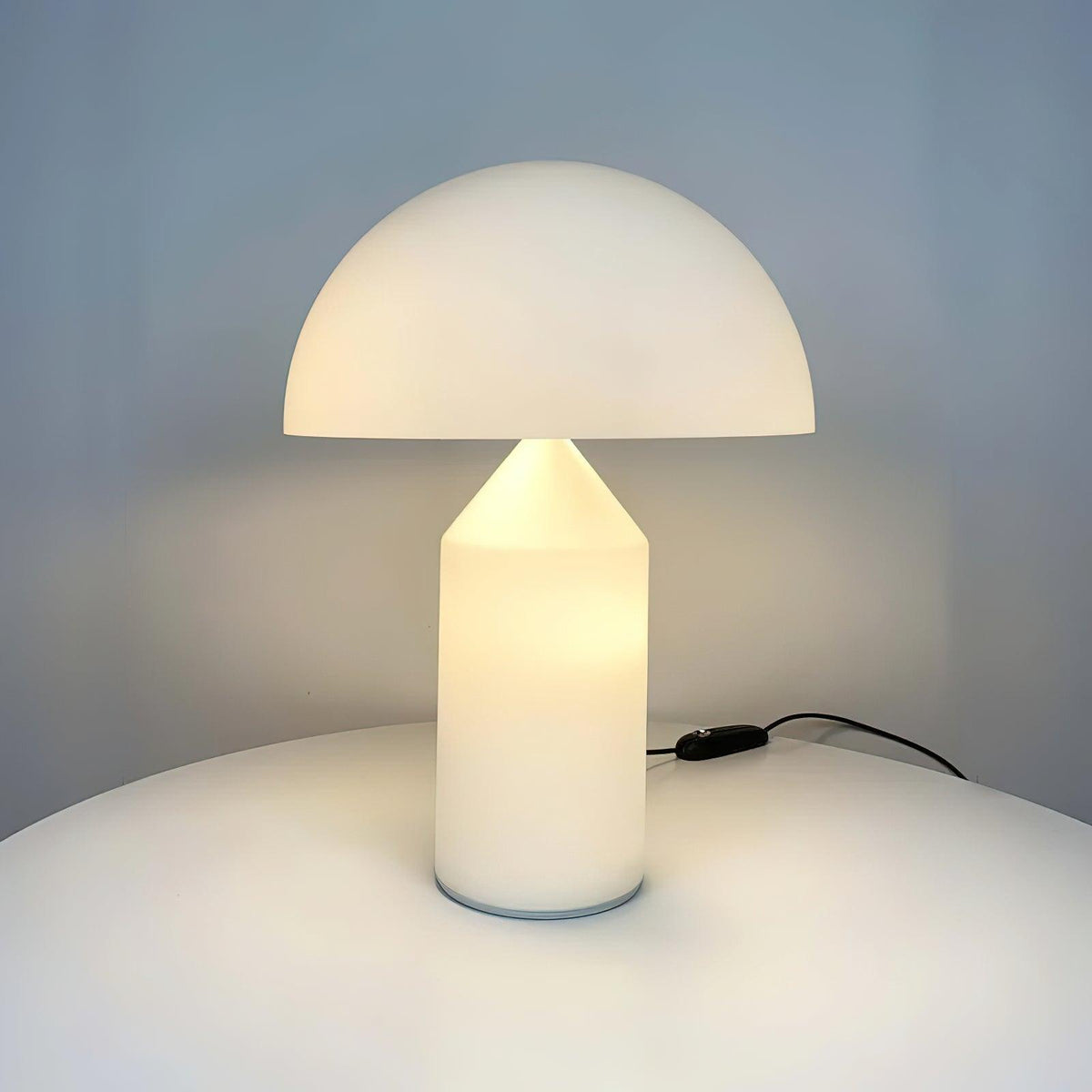Hesrin Glass Artistic Table Lamp