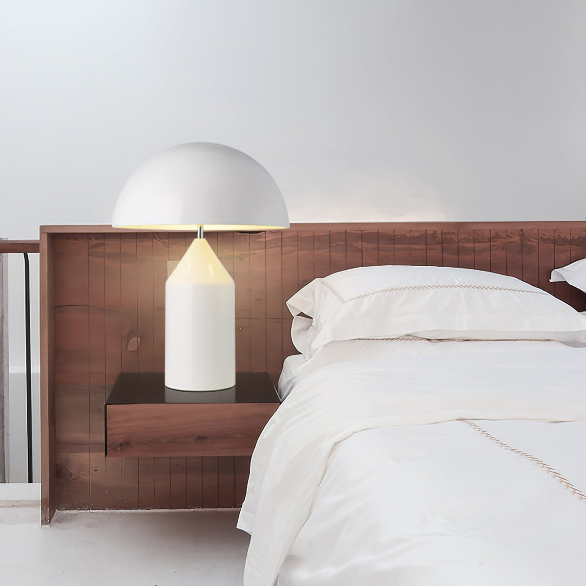 Selisina Industrial Minimalist Table Lamp