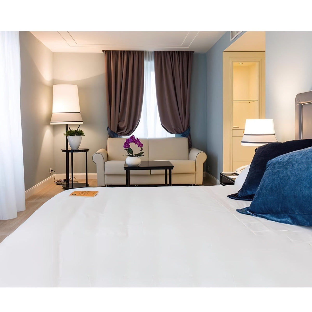 Elaine Contardi Table Lamp