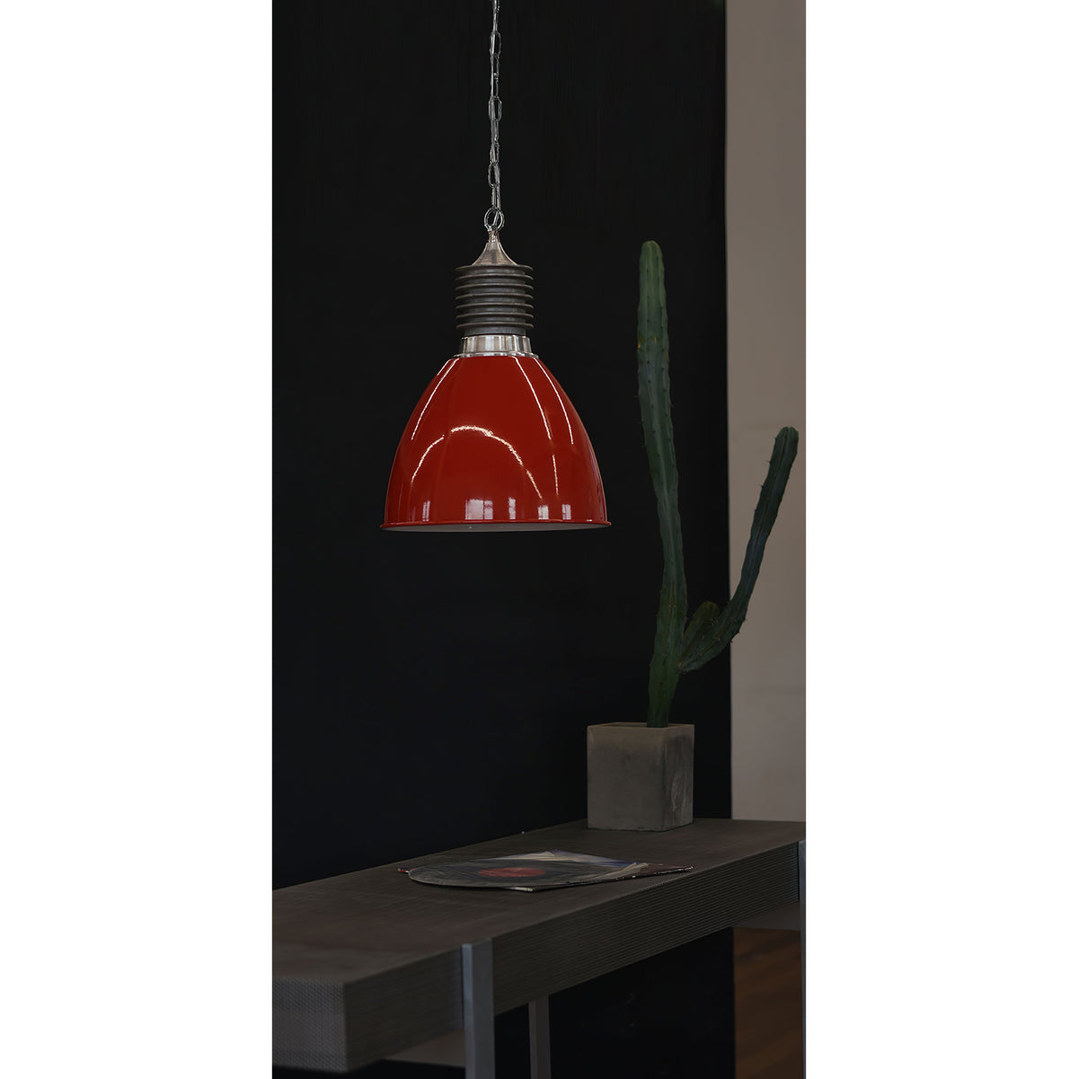 Kvennuvys Modern Minimalist Metal Pendant Lamp