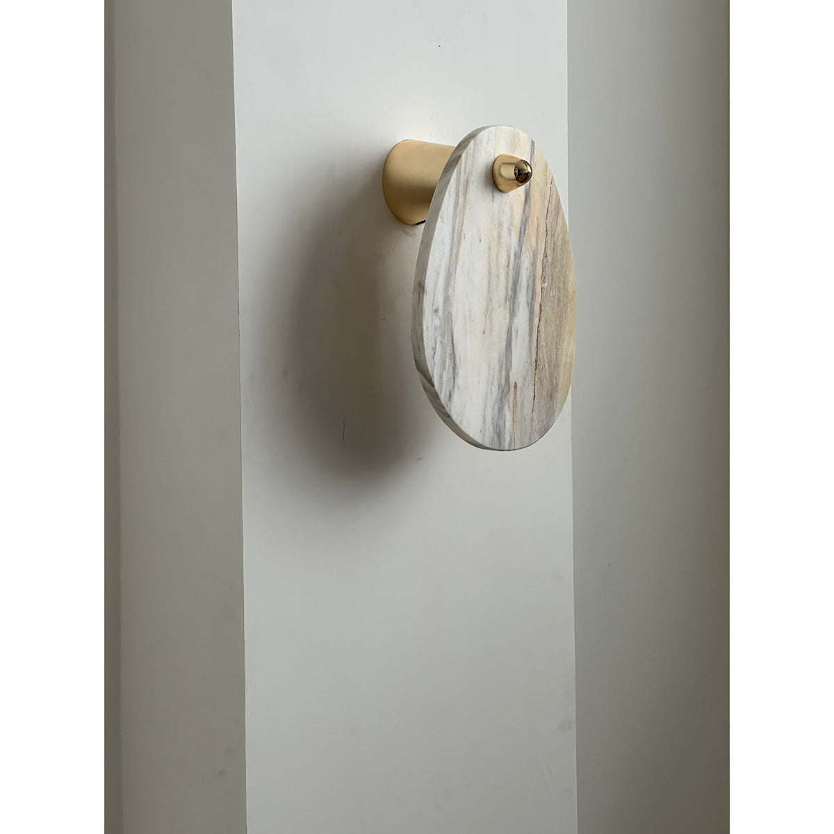 Norduvys Modern Luxurious  Metal Marble Wall Lamp