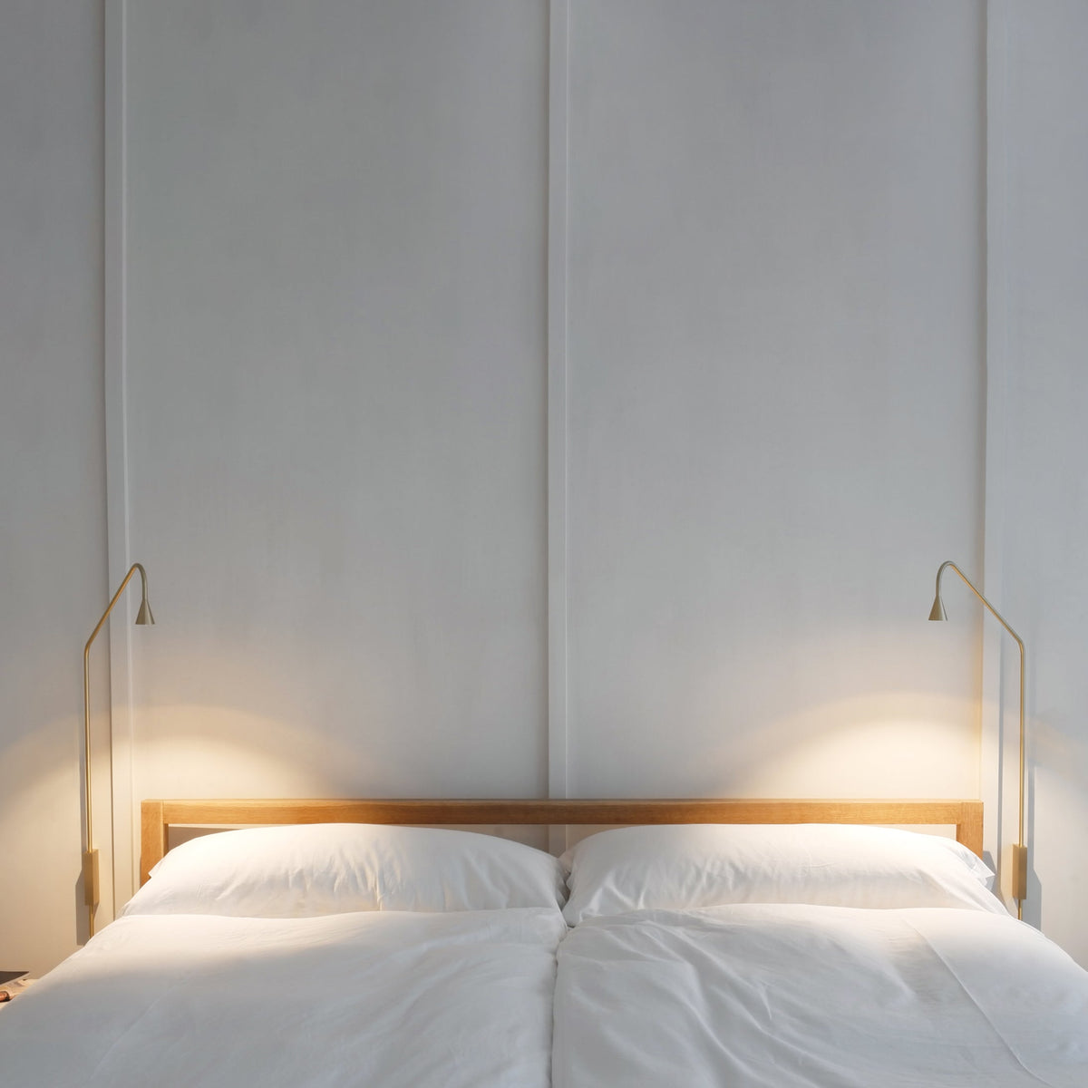 Vesolel Modern Minimalist Wall Lamp