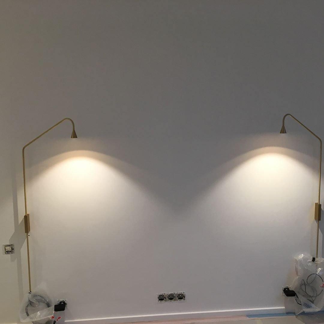 Vesolel Modern Minimalist Wall Lamp