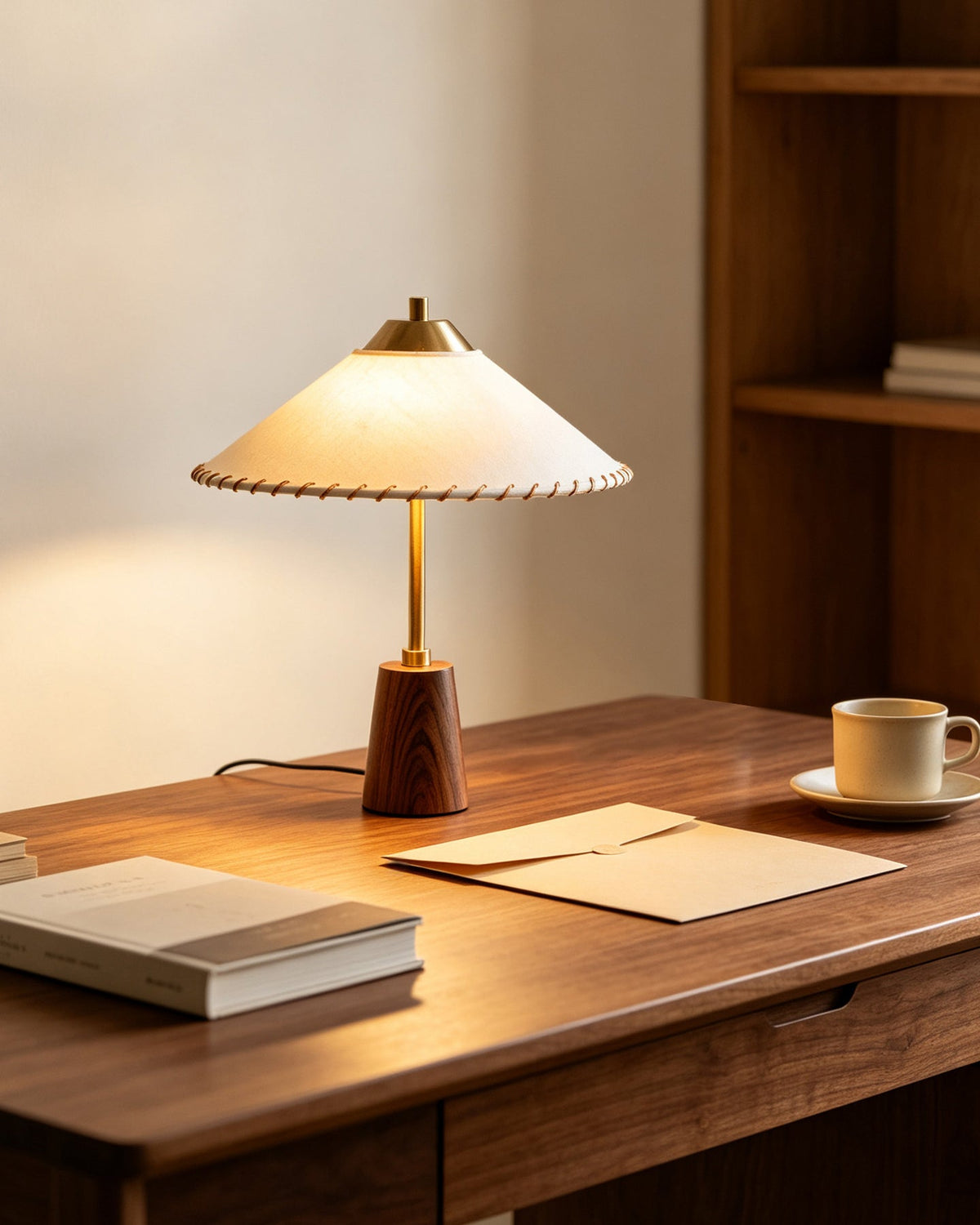 Isenhurst Table Lamp
