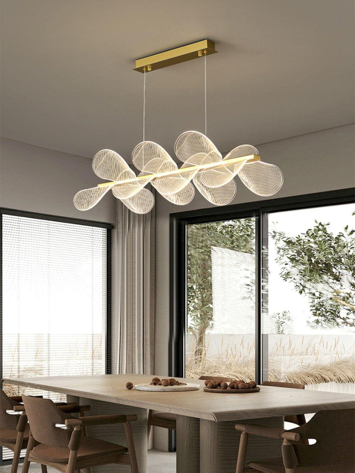 Celalira Chandelier Bain Flying Flowers Acrylic