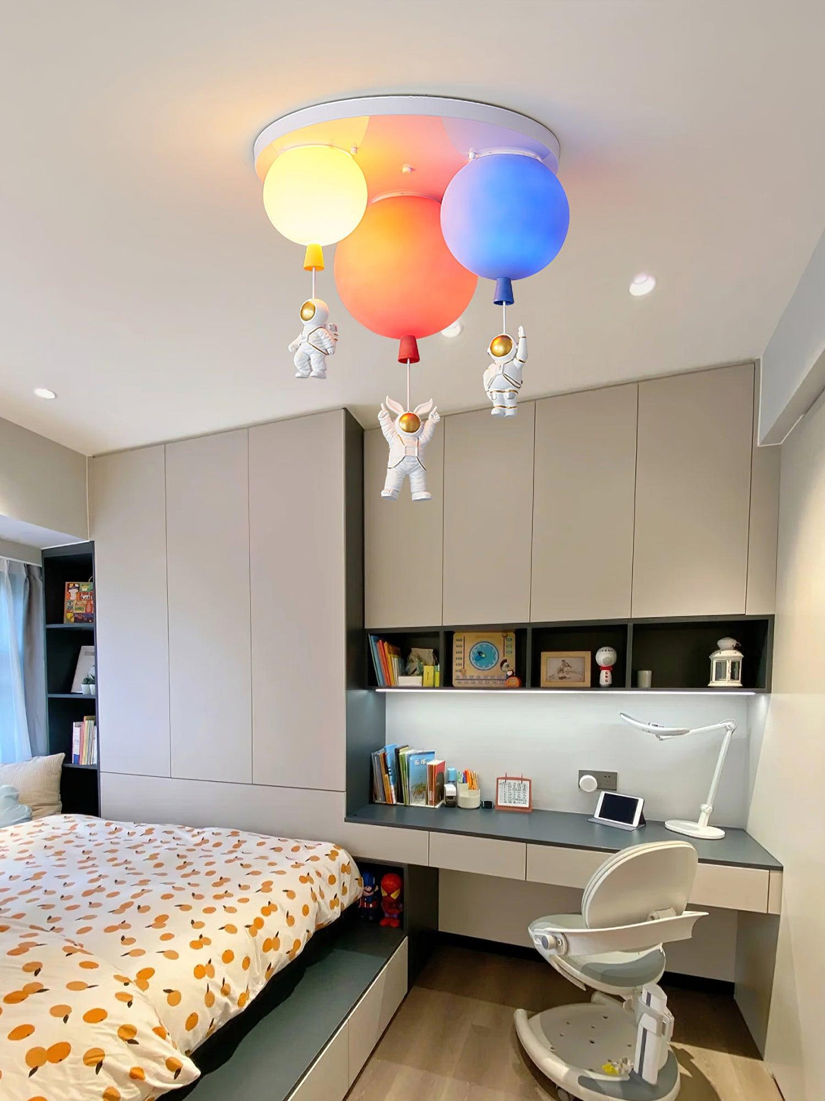 Gorvin Frosted Balloon Combination Ceiling Lamp