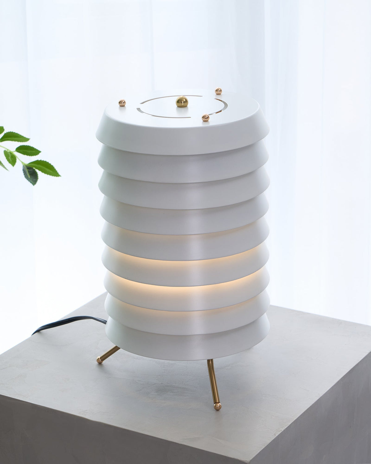 Orelelette Lattice Scandinavian Table Lamp
