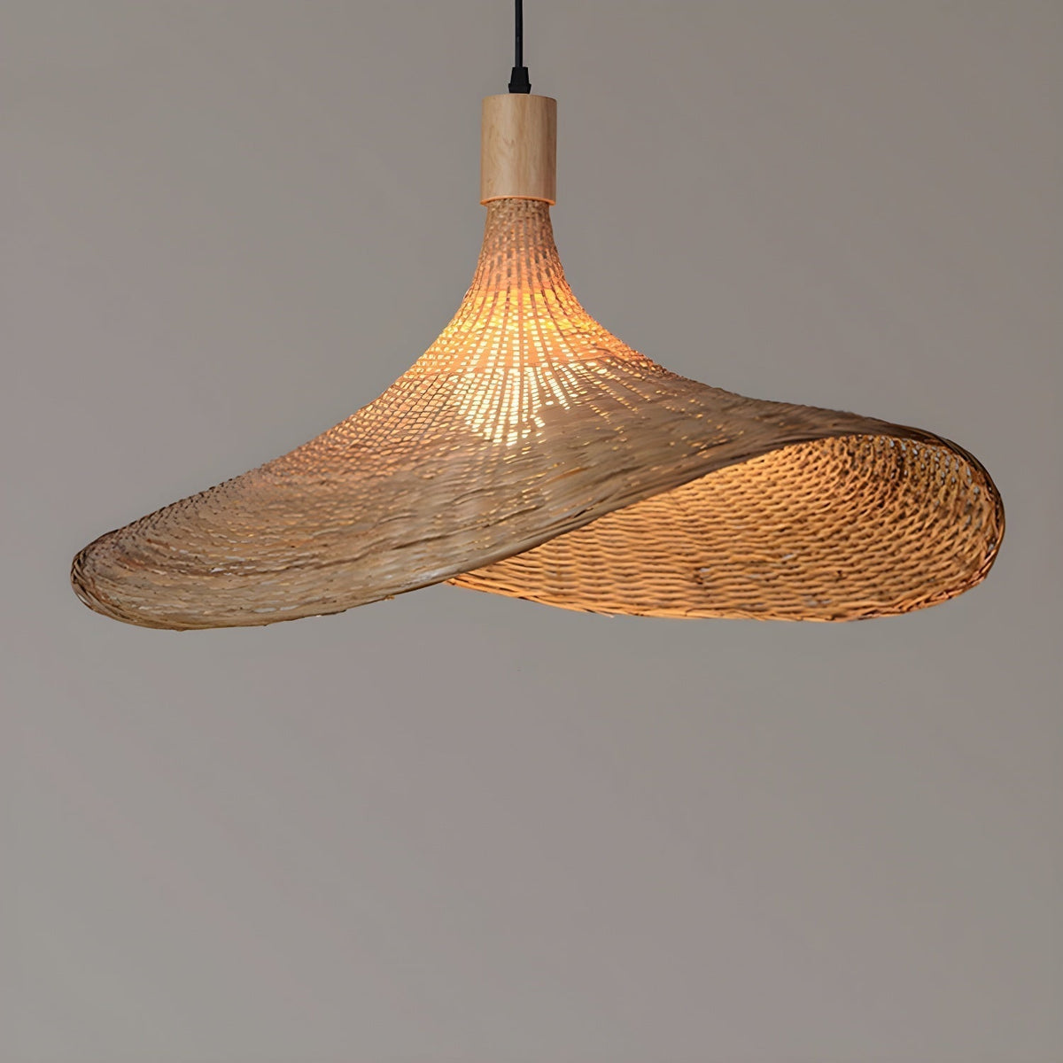 Marona Rattan Vintage Pendant Light
