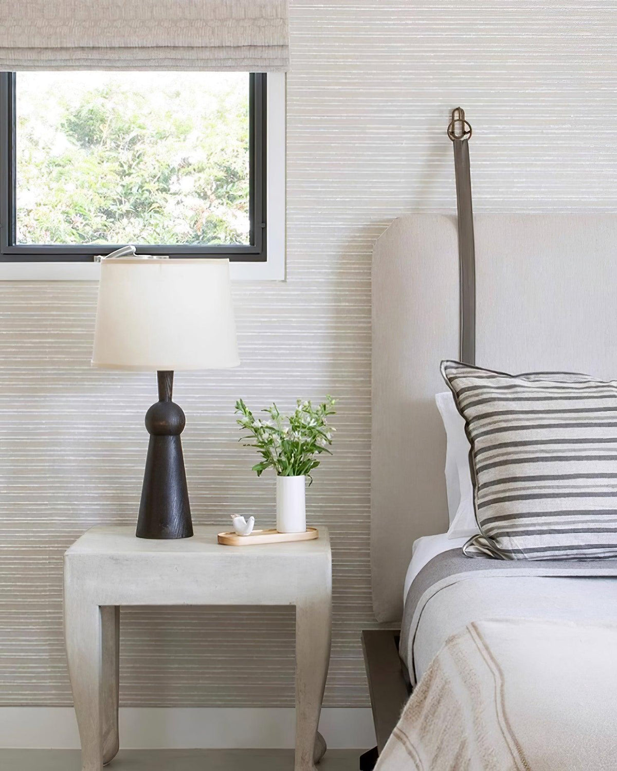 Lioria Wood Fabric Table Lamp
