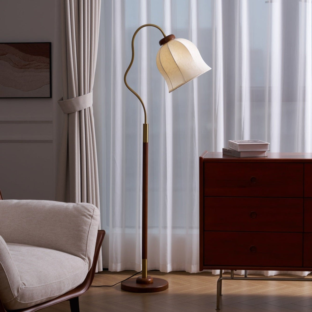 Elveielle Classic Wood Floor Lamp