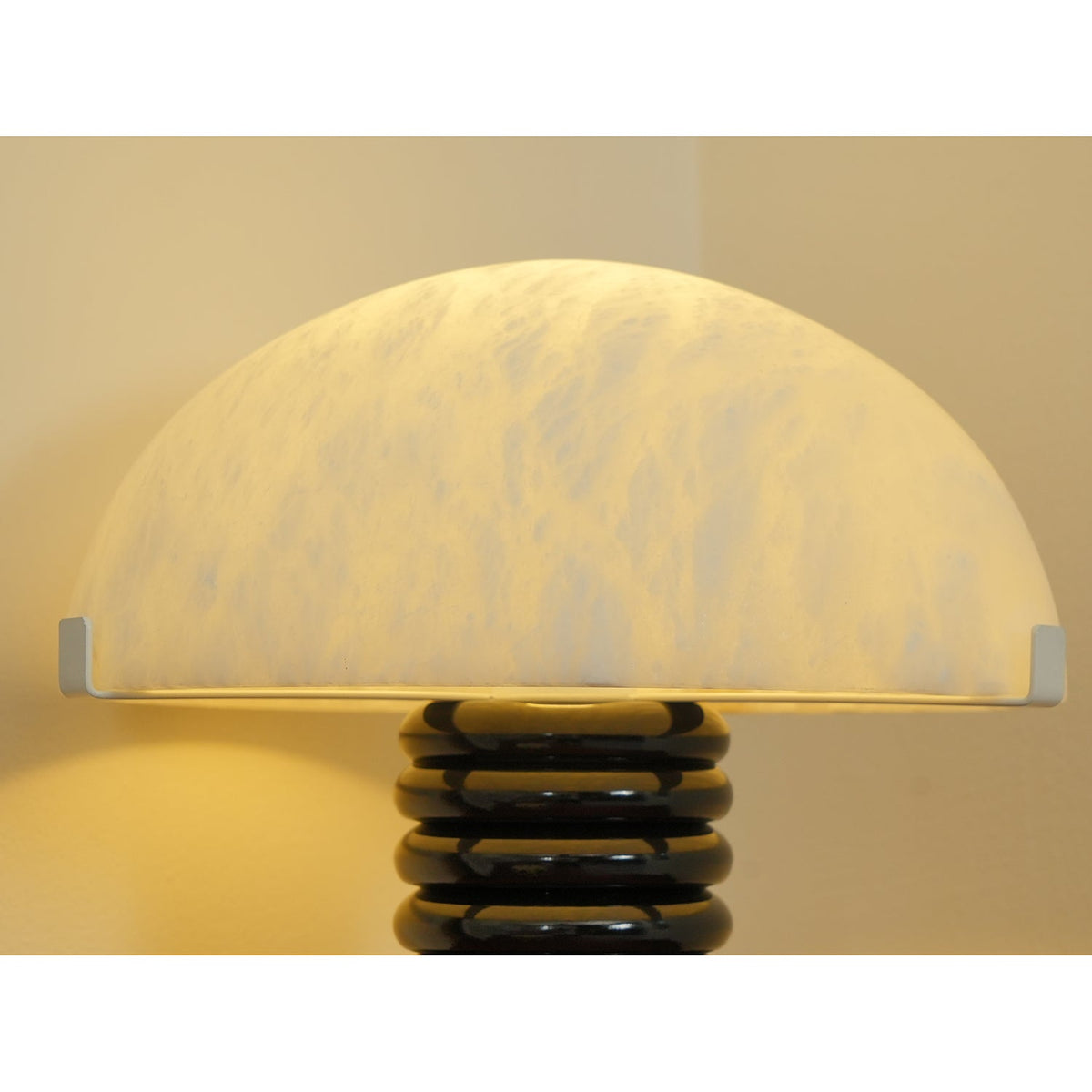 Teriorina Table Lamp