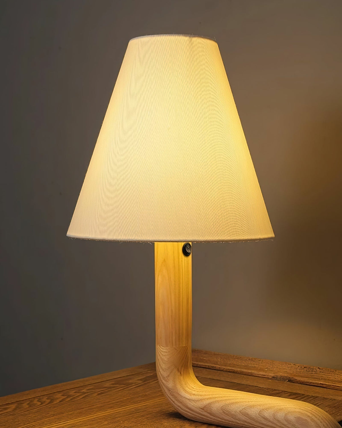Syleielle Bend Wood Table Lamp