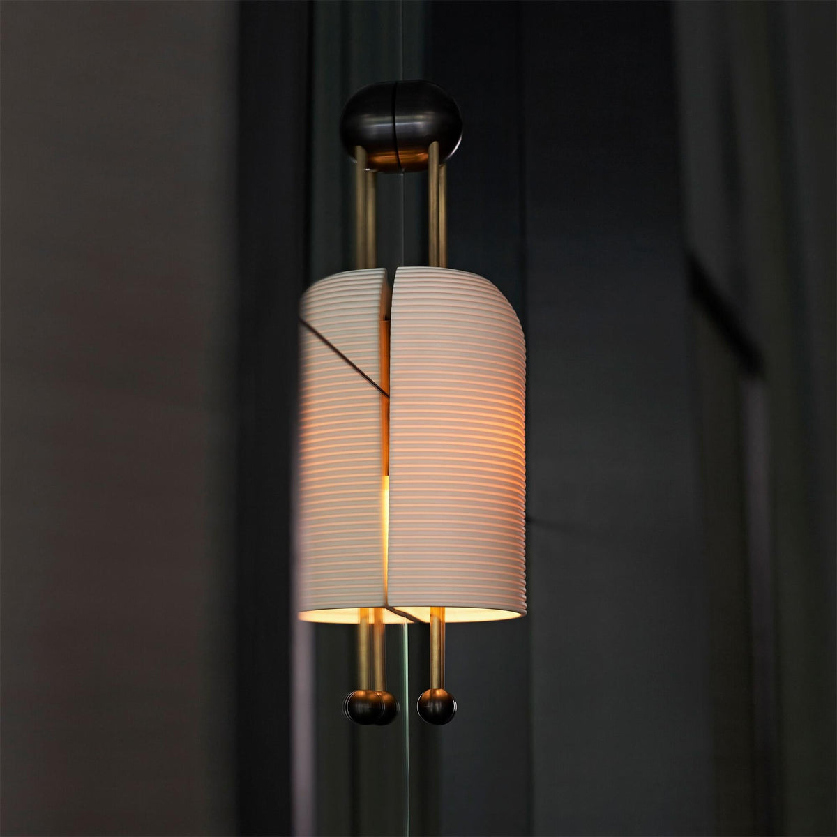 Bly Wall Lamp Opal Glass Gold Rods