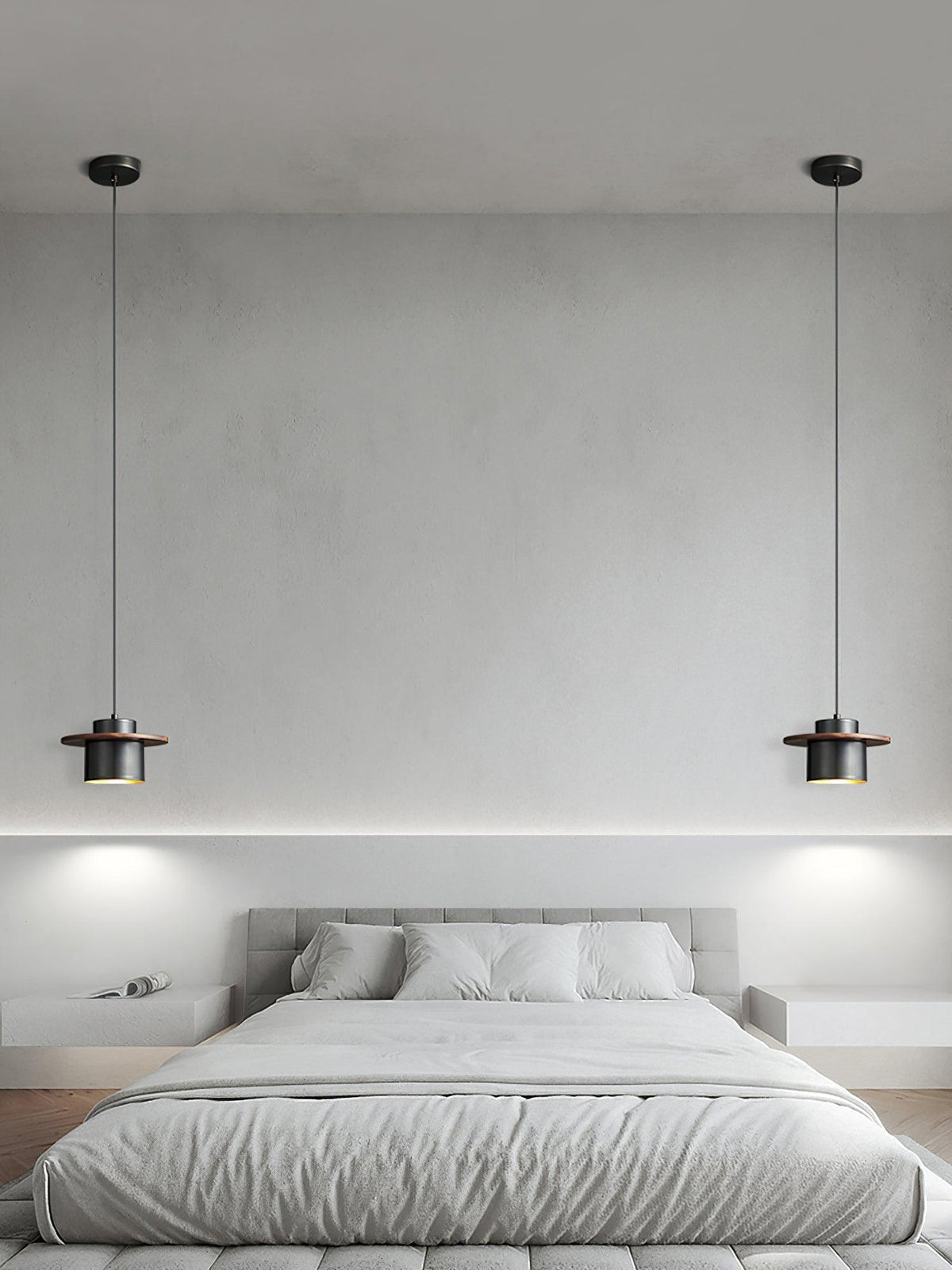 Auririra Industrial Brass Pendant Light