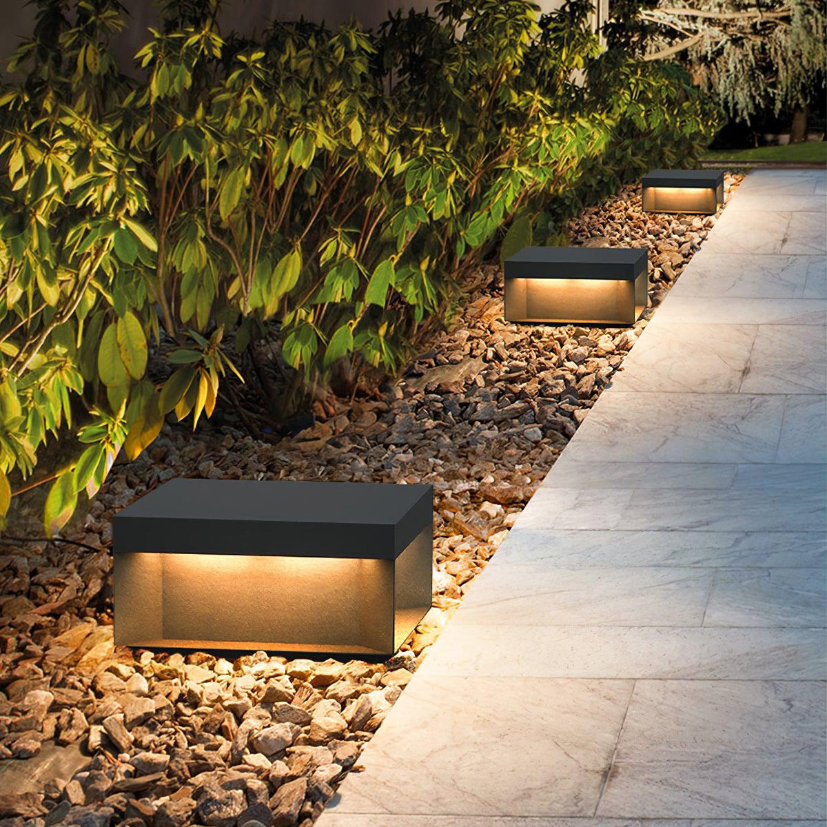 Mirisise Outdoor Light