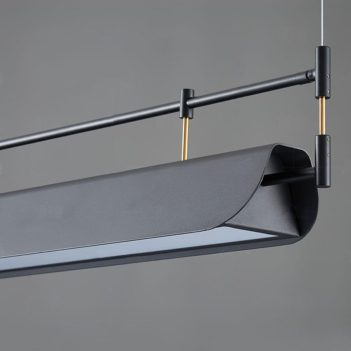 Terianora Chandelier Black Roof LED