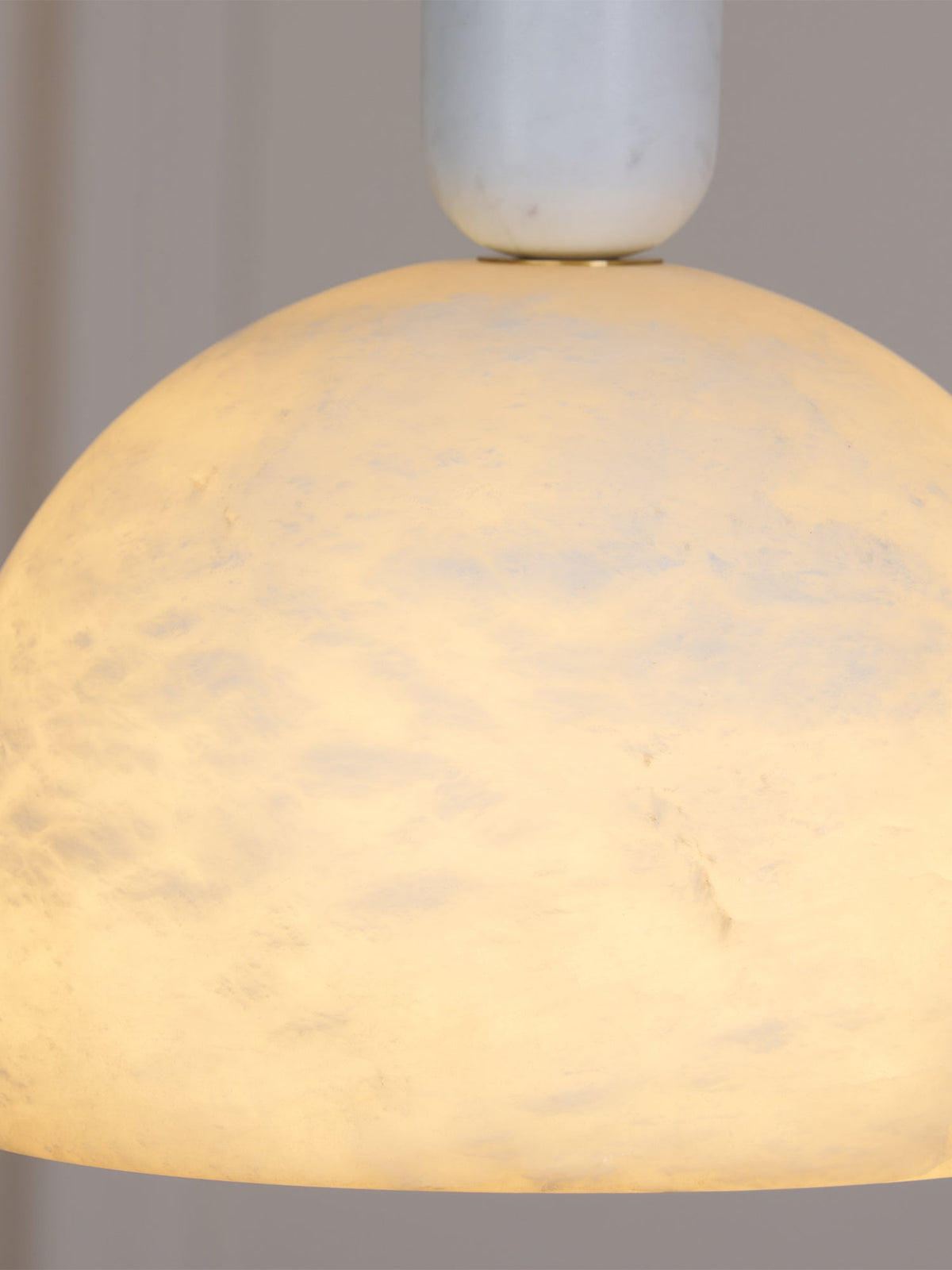 Leda Minimalist Alabaster Pendant Light