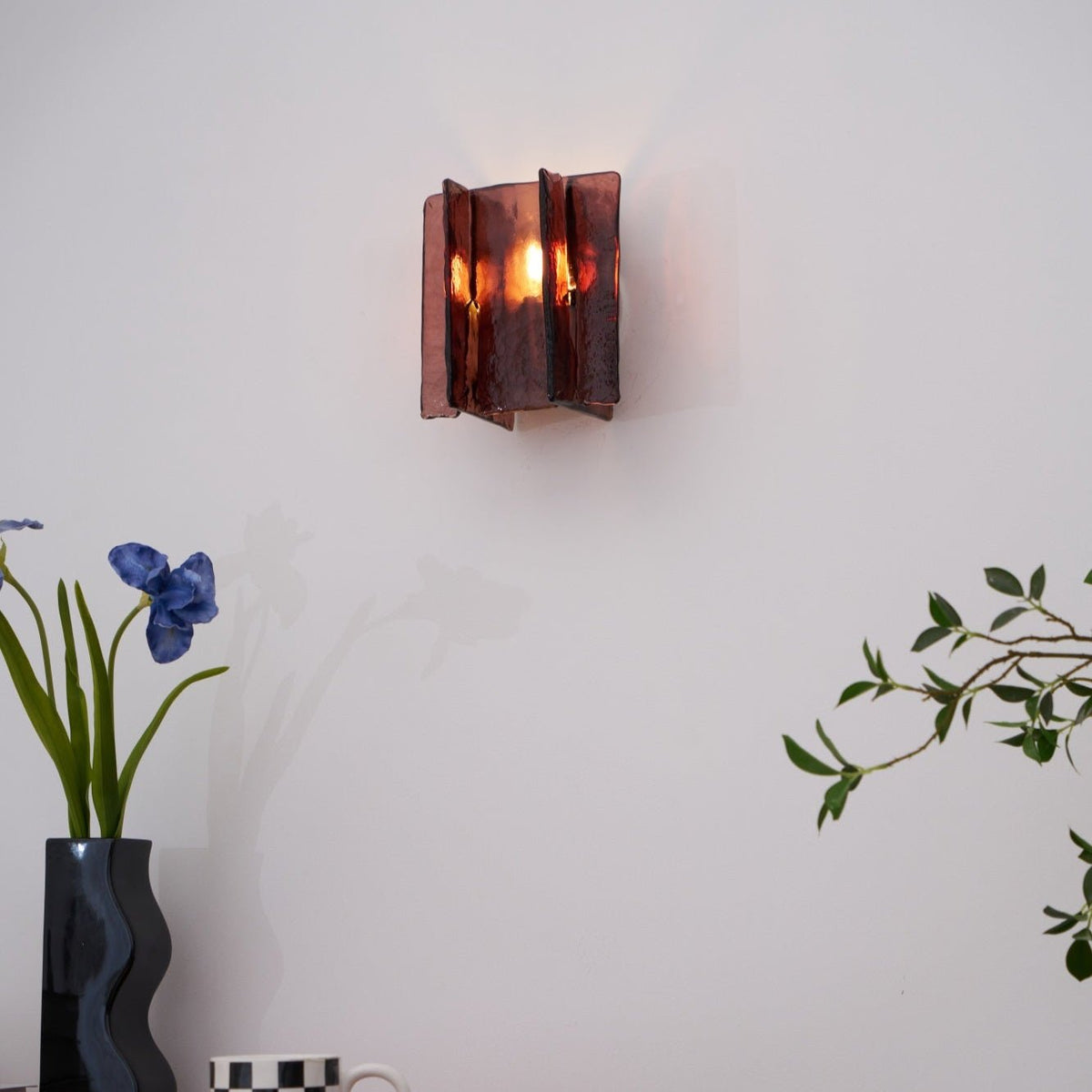 Erove Glass Artistic Wall Lamp