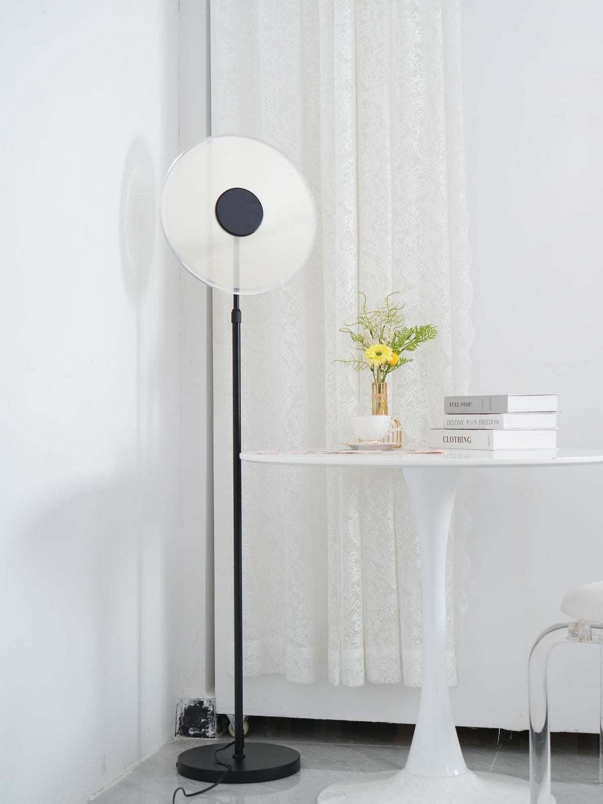 Abir Minimalist Floor Lamp