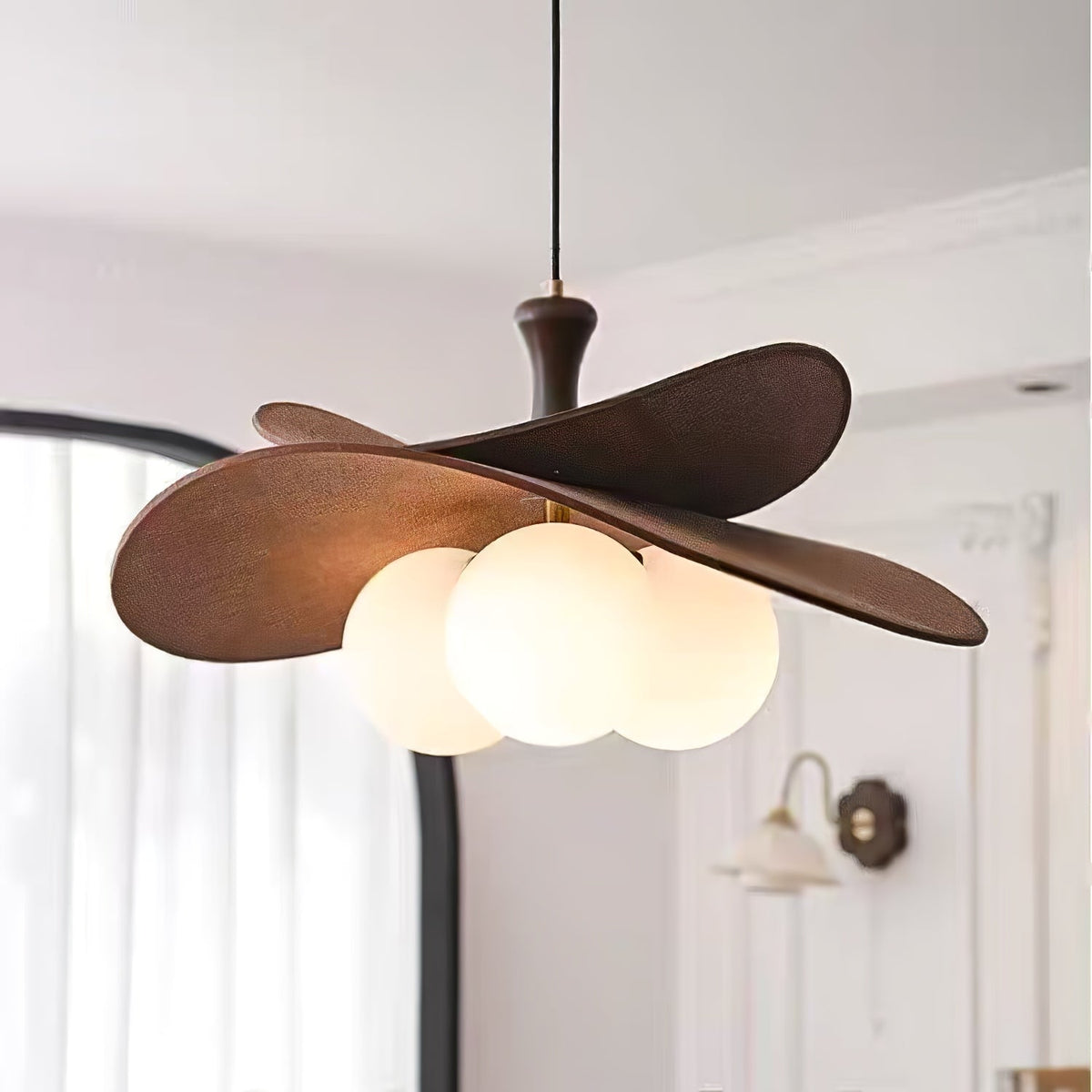 Flintis Petals Chandelier