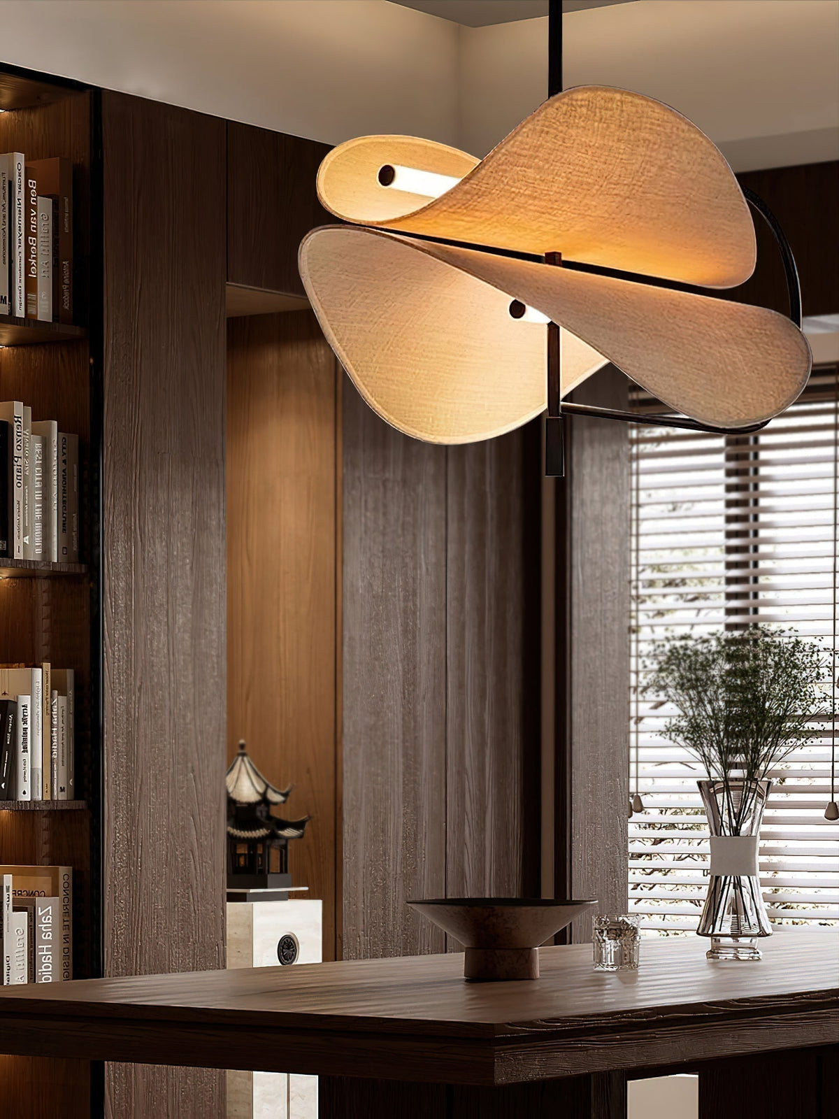 Elaiaya Pendant Light
