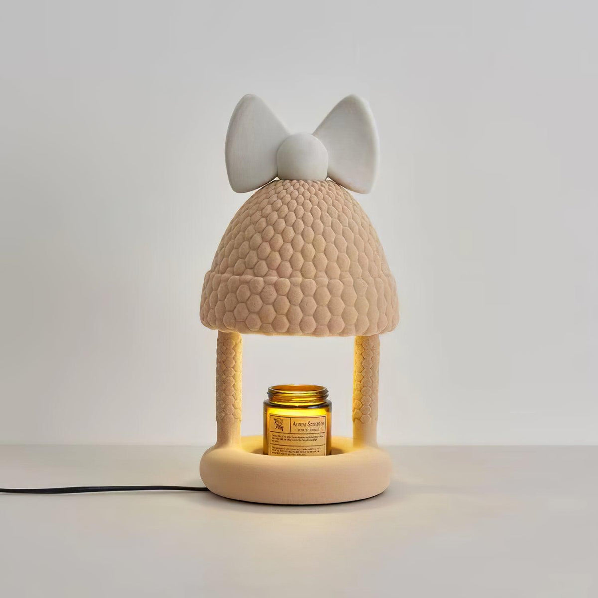 Zarinil Flocked Resin Playful Table Lamp