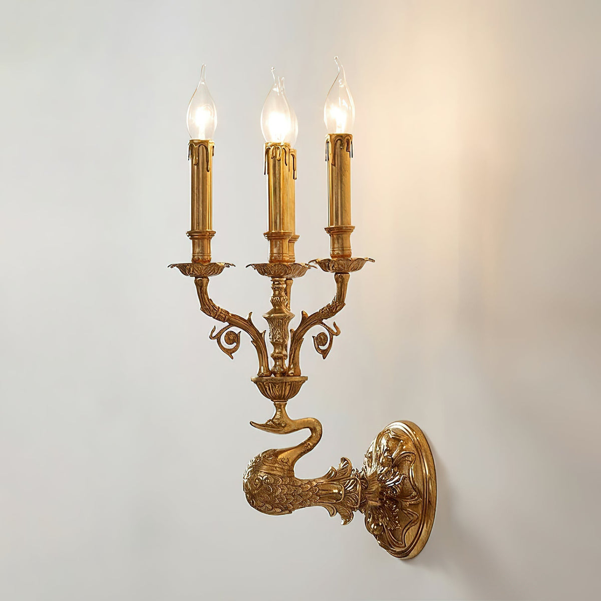 Valmont Wall Lamp