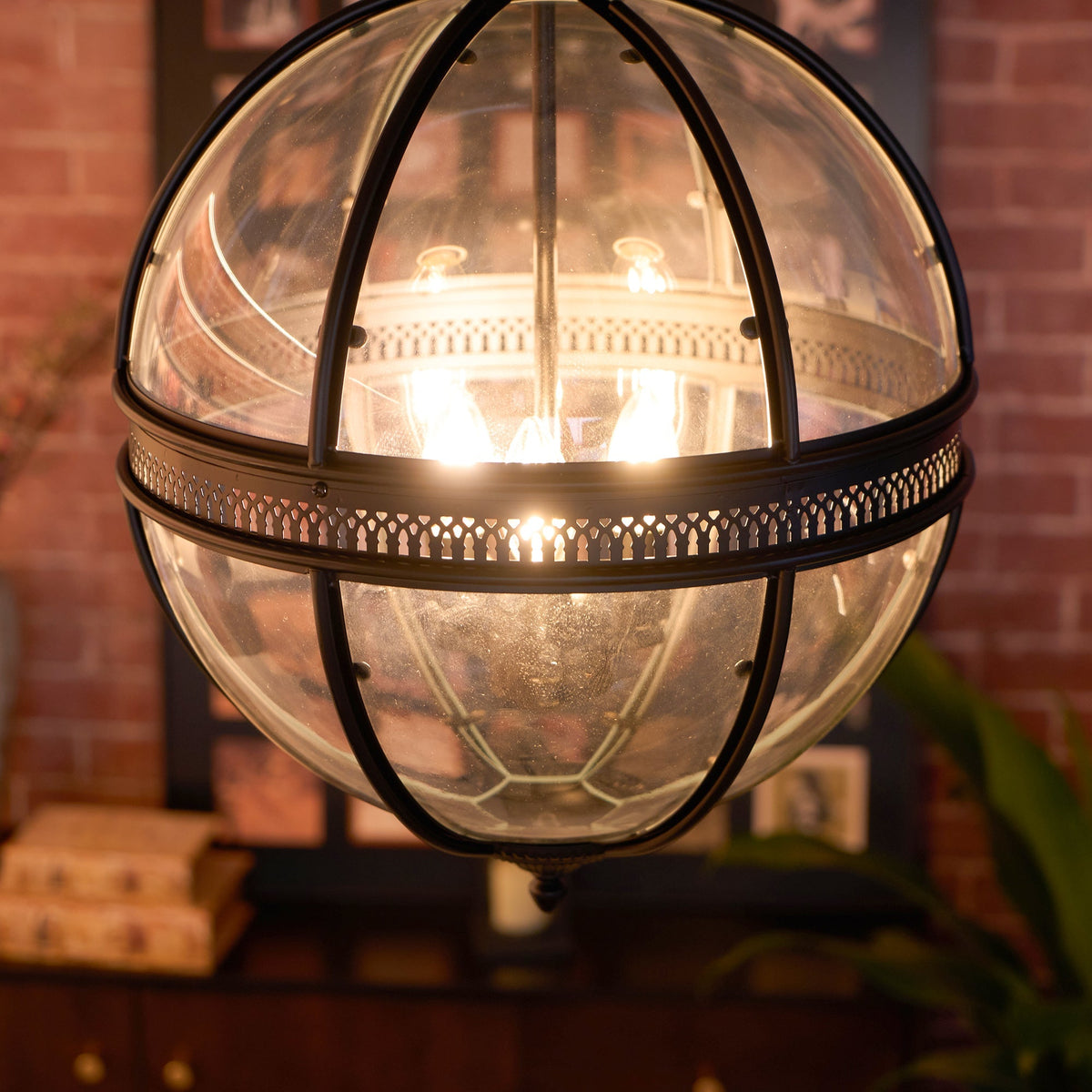 Voby Glass Linear Pendant Light