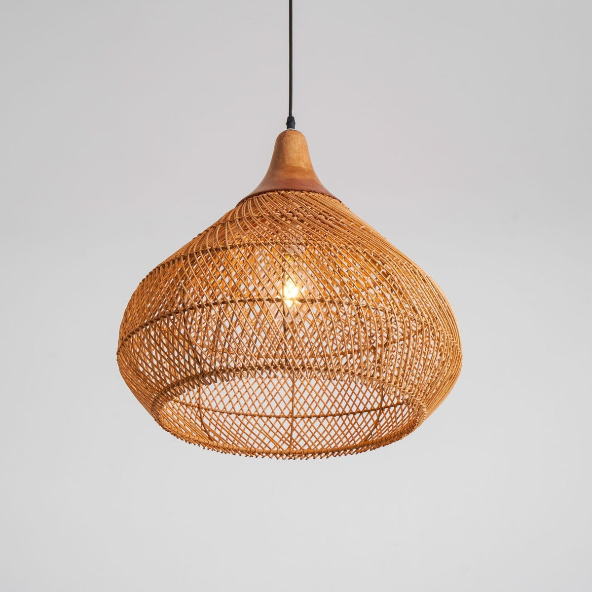 Hopia Rattan Pendant Light