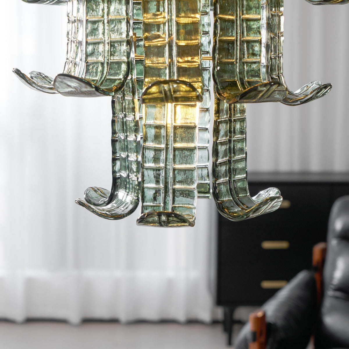 Cirirella Chandelier