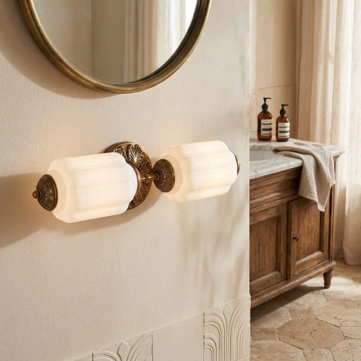 Belvaria Sconce
