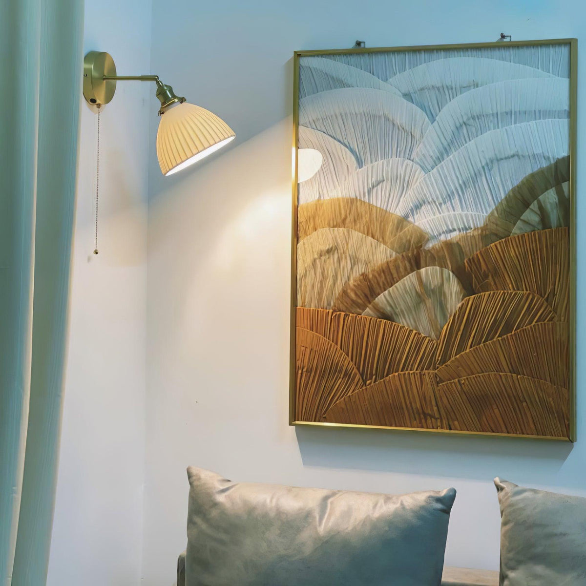 Oriiraria Wall Lamp Pleated Ceramic Brass