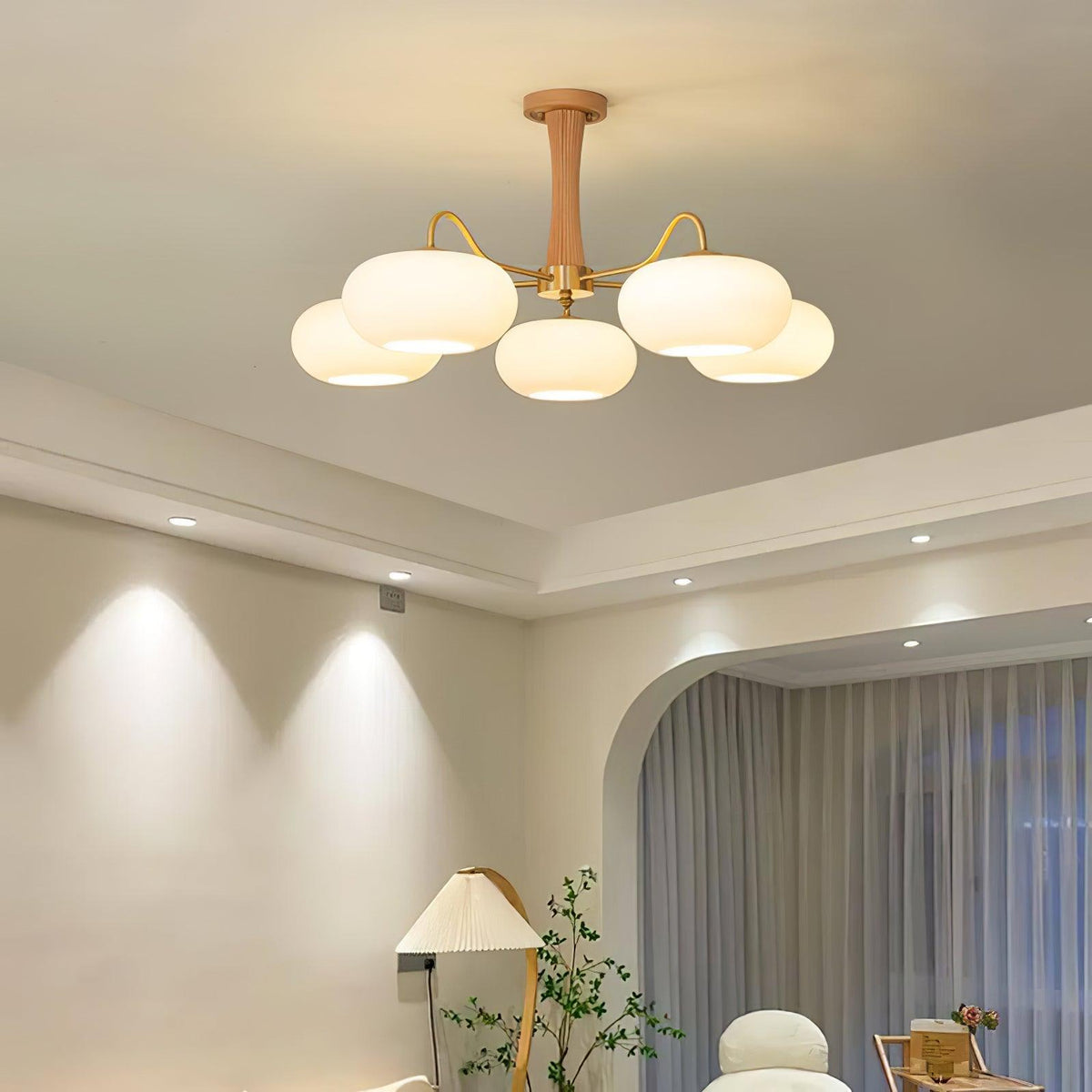 Fiorella Vintage Brass Wooden Chandelier